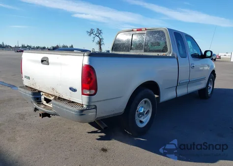2000 Ford F-150 Lariat/Work Series/Xl/Xlt from USA, damaged, VIN 1FTRX17W3YNB23793